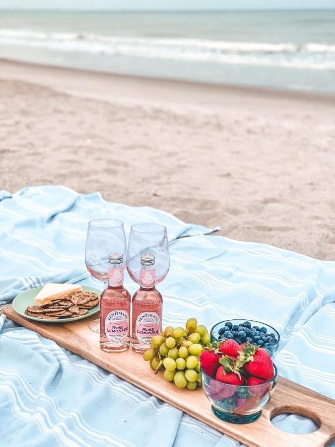 Luxury Villa 3 Blocks From The Beach With A Pool, Fire Pit And Outdoor Oasis 케이프커네버럴 외부 사진