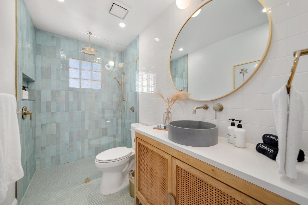 Luxury Villa 3 Blocks From The Beach With A Pool, Fire Pit And Outdoor Oasis 케이프커네버럴 외부 사진