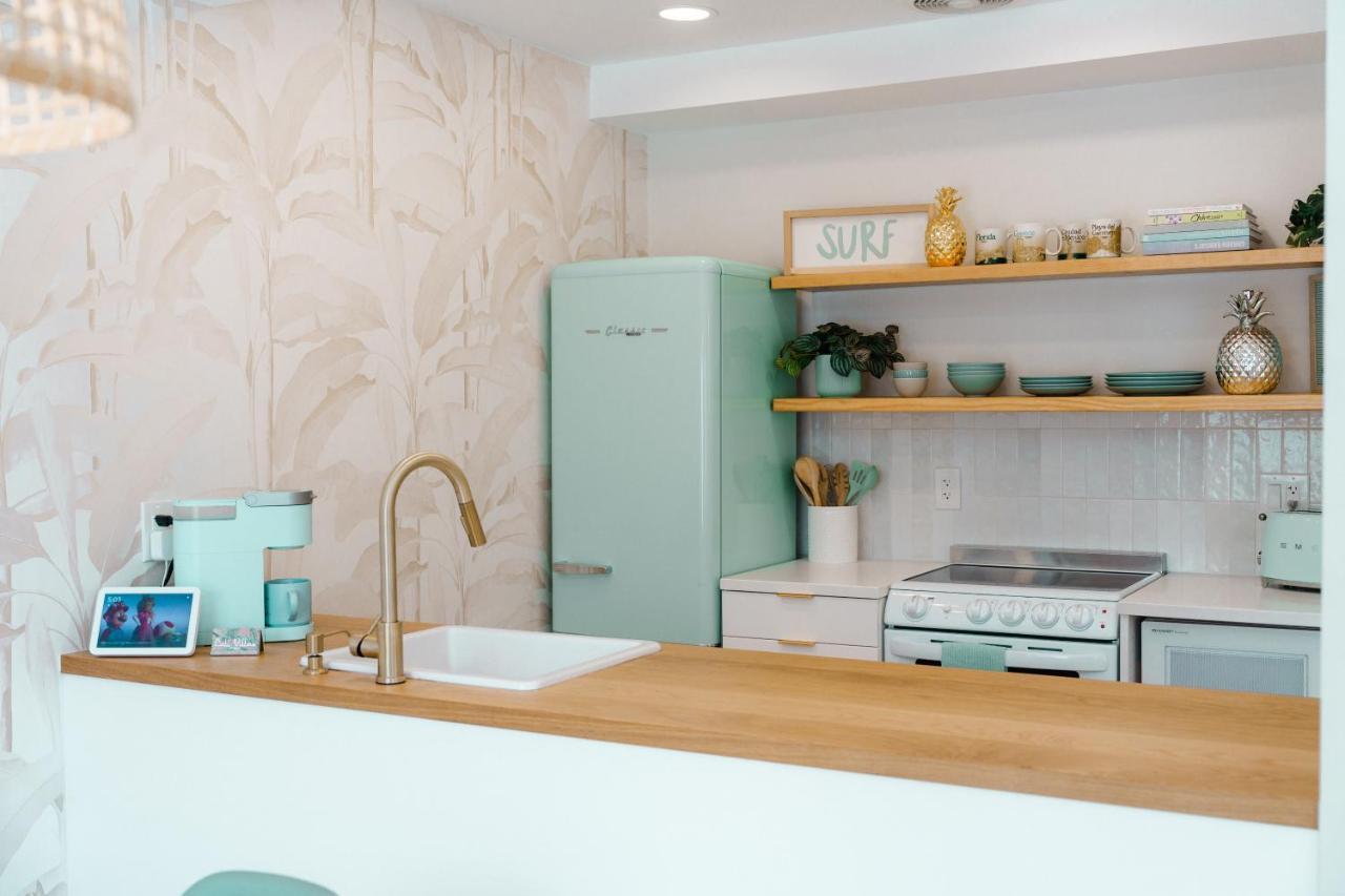 Luxury Villa 3 Blocks From The Beach With A Pool, Fire Pit And Outdoor Oasis 케이프커네버럴 외부 사진